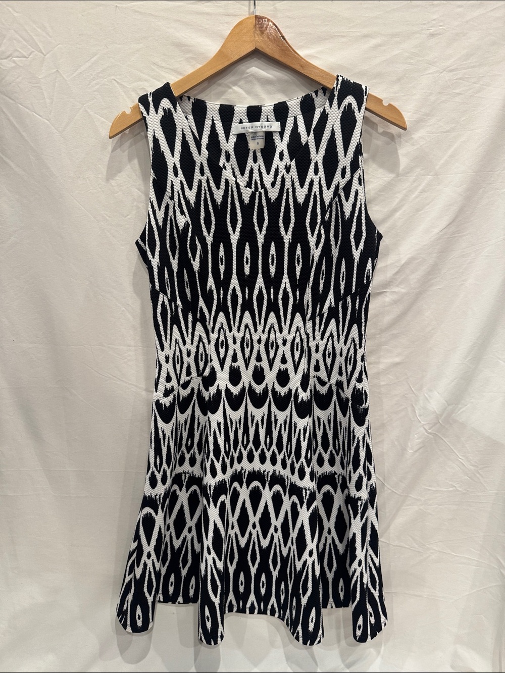 Peter Nygard Black & White Sleeveless Patterned Midi Dress, Size 6